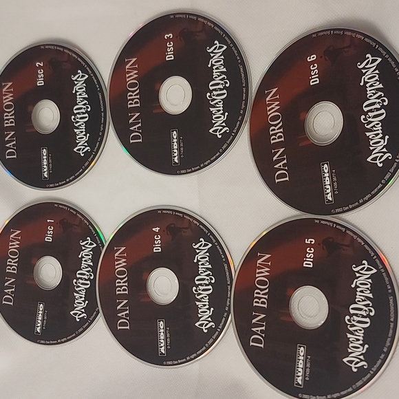 The Dan Brown Audio Gift Set Angels & Demons, Deception Point - Picture 9 of 13